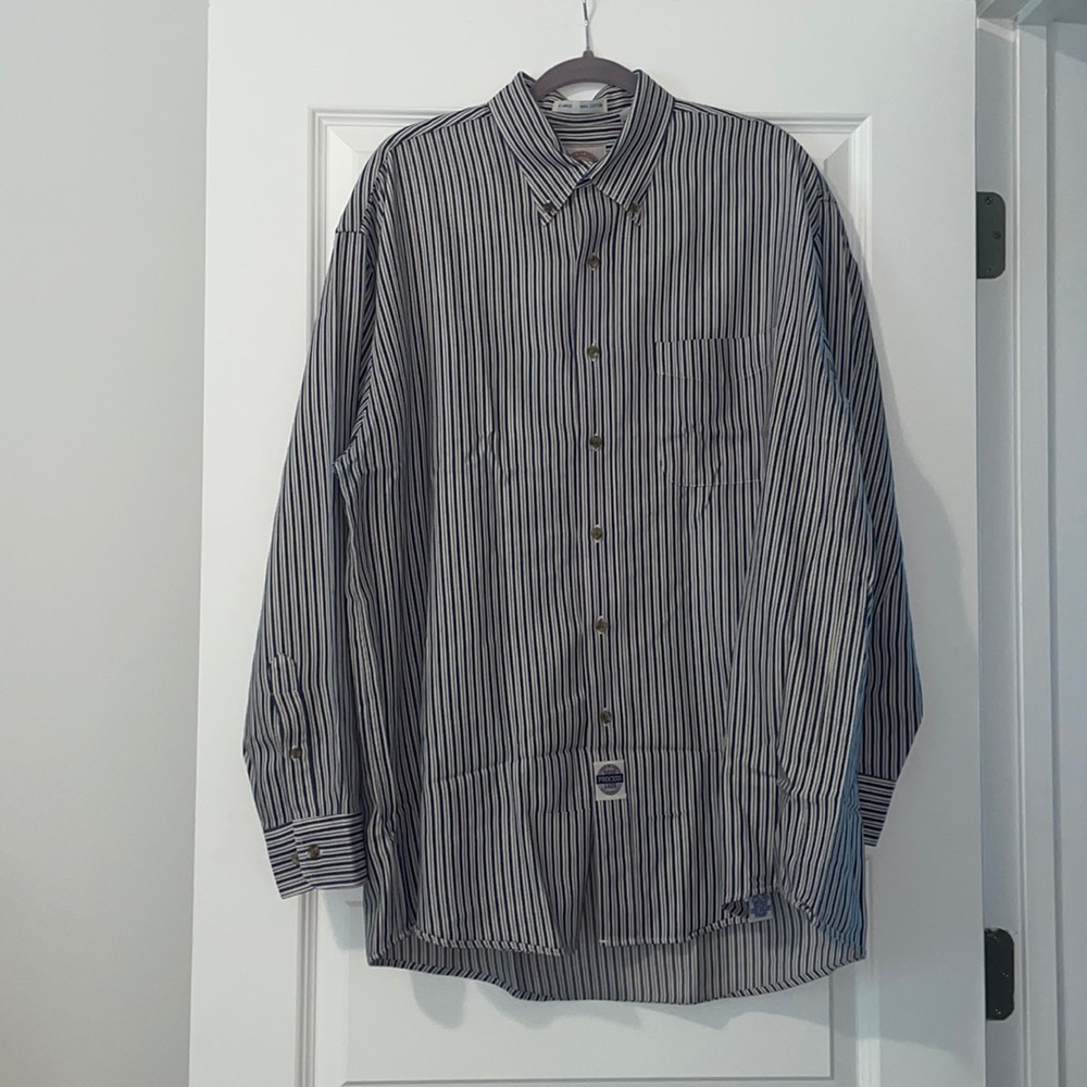 Savane button down dress shirt 100% cotton